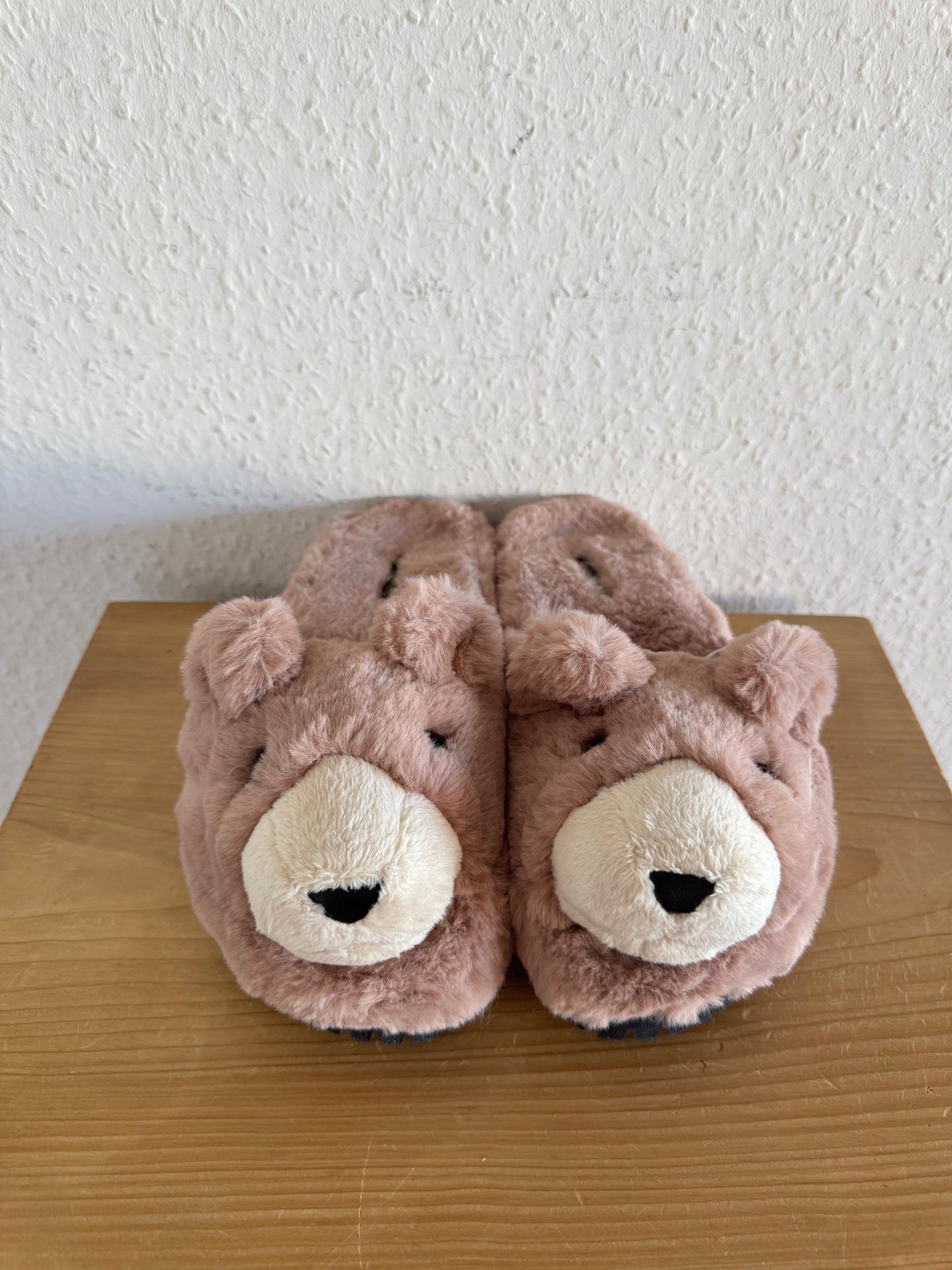 Dolce & Gabbana FW17 Teddy Bear Plush Slippers