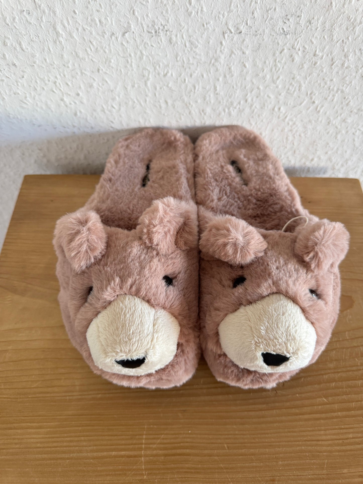 Dolce & Gabbana FW17 Teddy Bear Plush Slippers