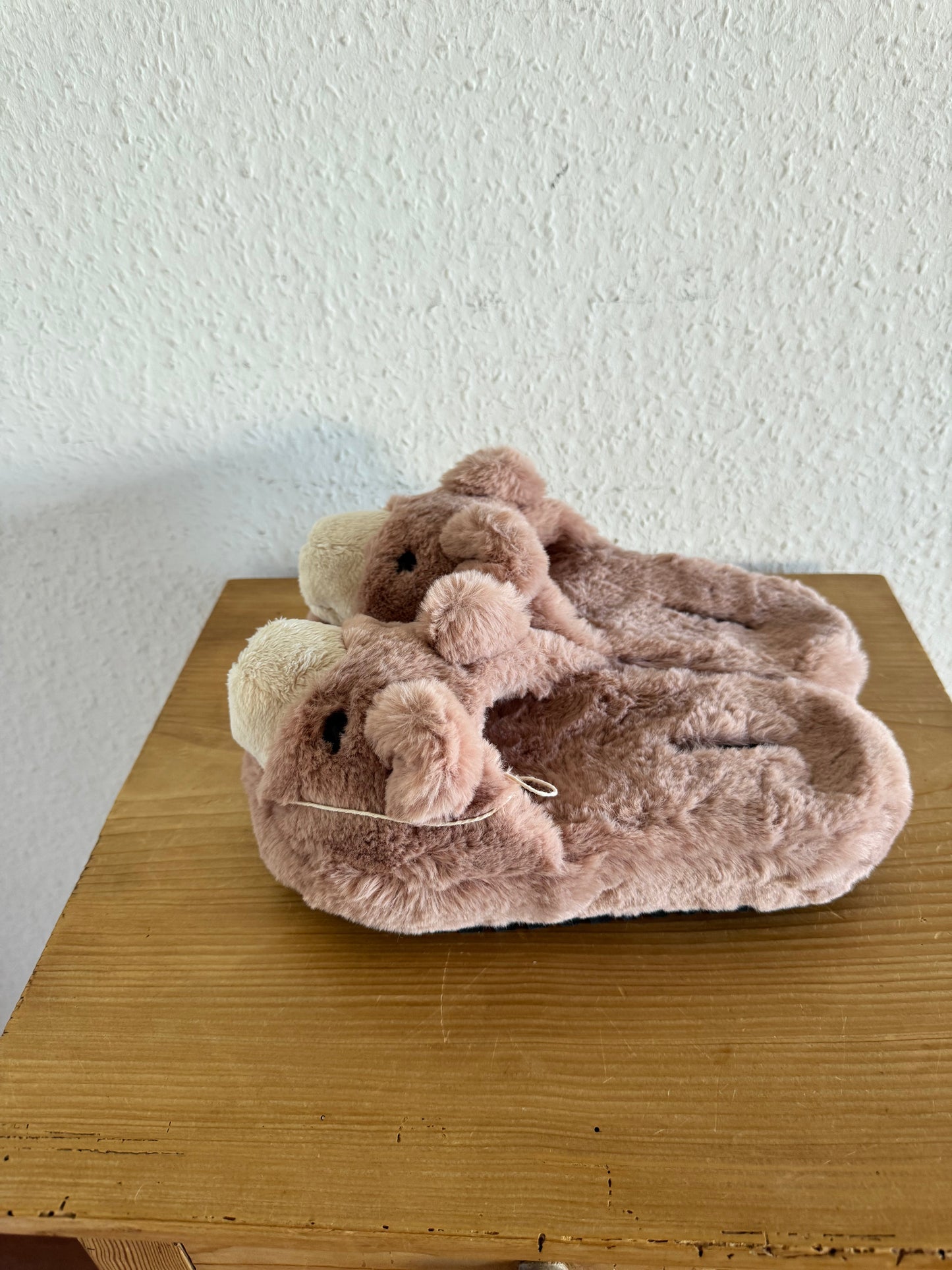 Dolce & Gabbana FW17 Teddy Bear Plush Slippers