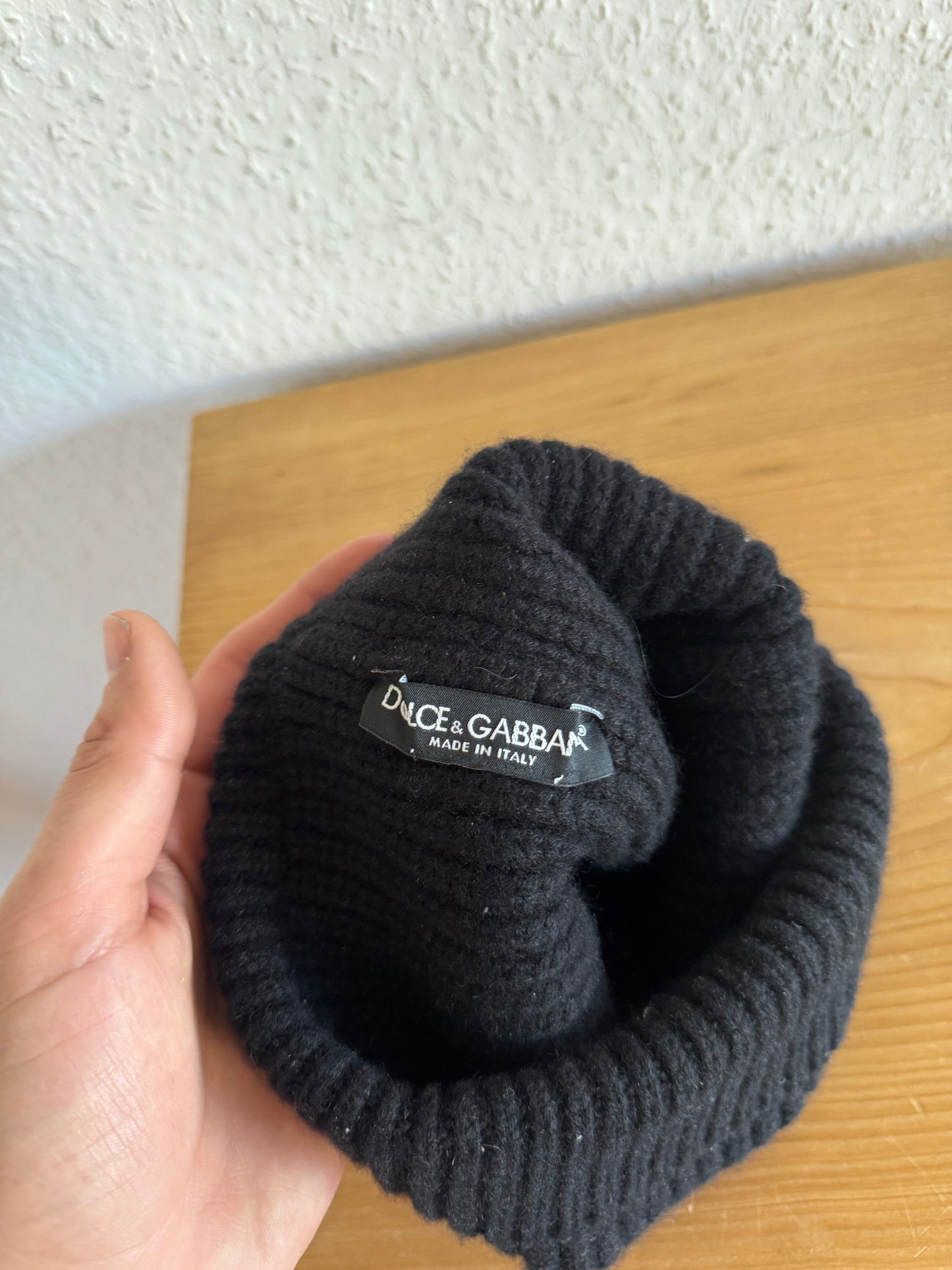 Dolce & Gabbana FW17 Teddy Bear Pom Pom Knit Beanie
