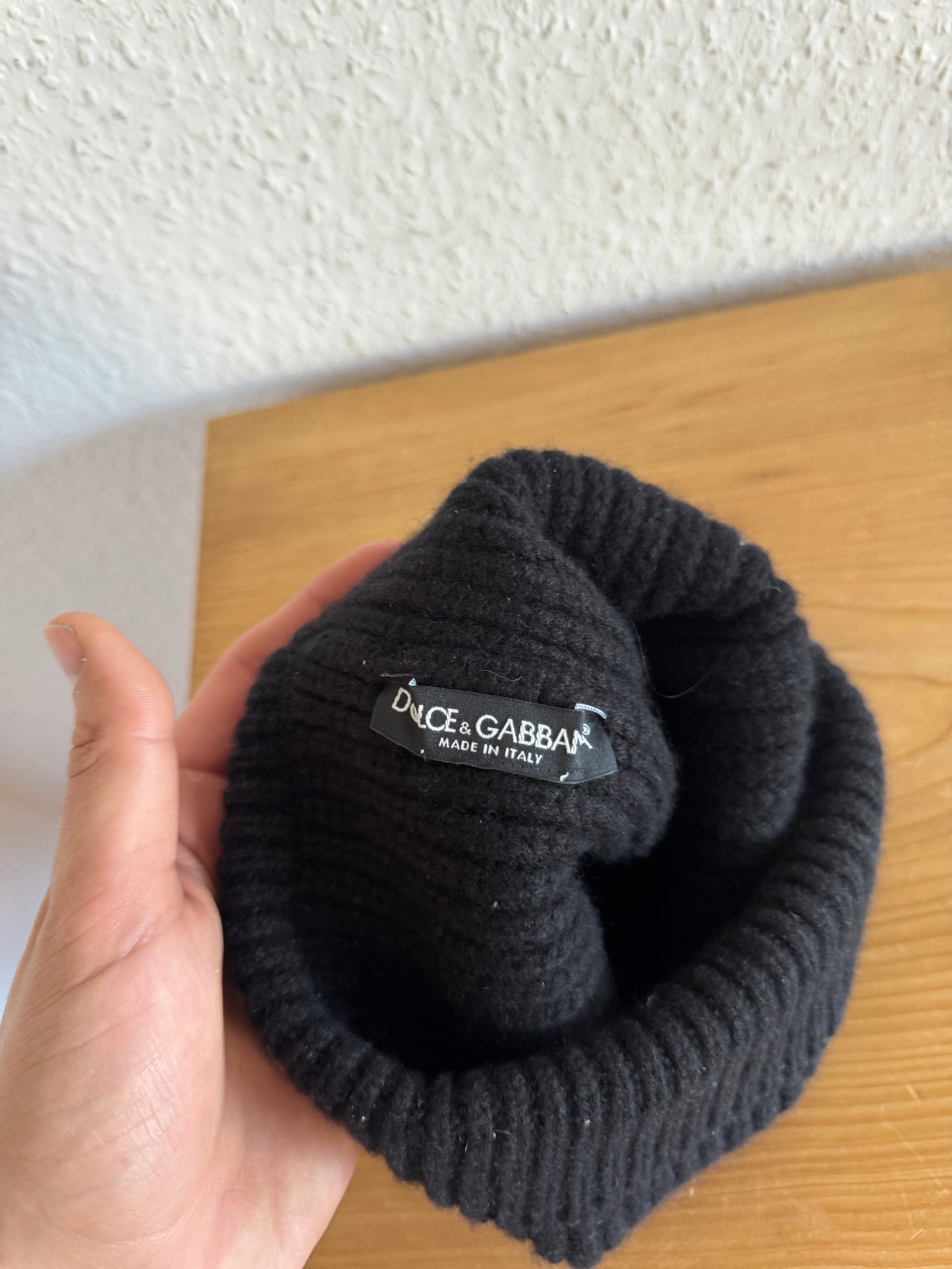 Dolce & Gabbana FW17 Teddy Bear Pom Pom Knit Beanie