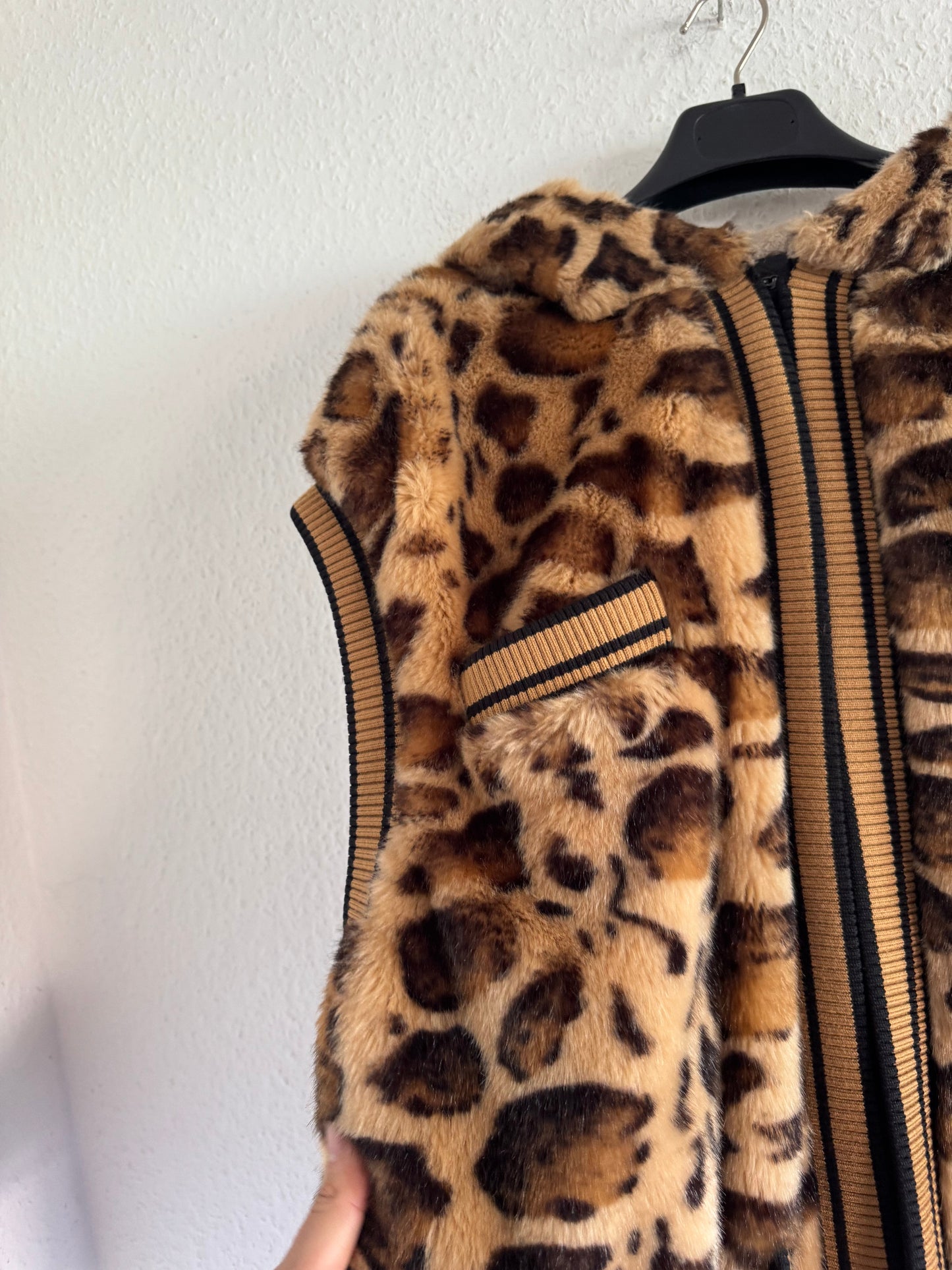 Dolce & Gabbana FW17 Leopard Faux Fur Hooded Vest