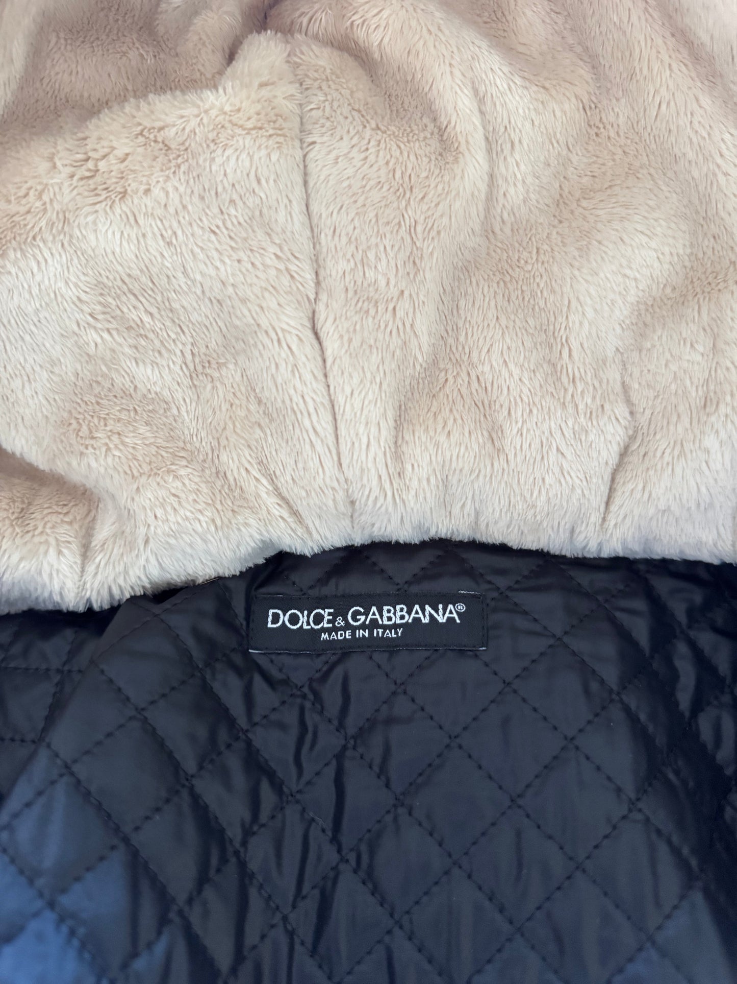 Dolce & Gabbana Fall Winter 2017 Leopard Faux Fur Hooded Vest
