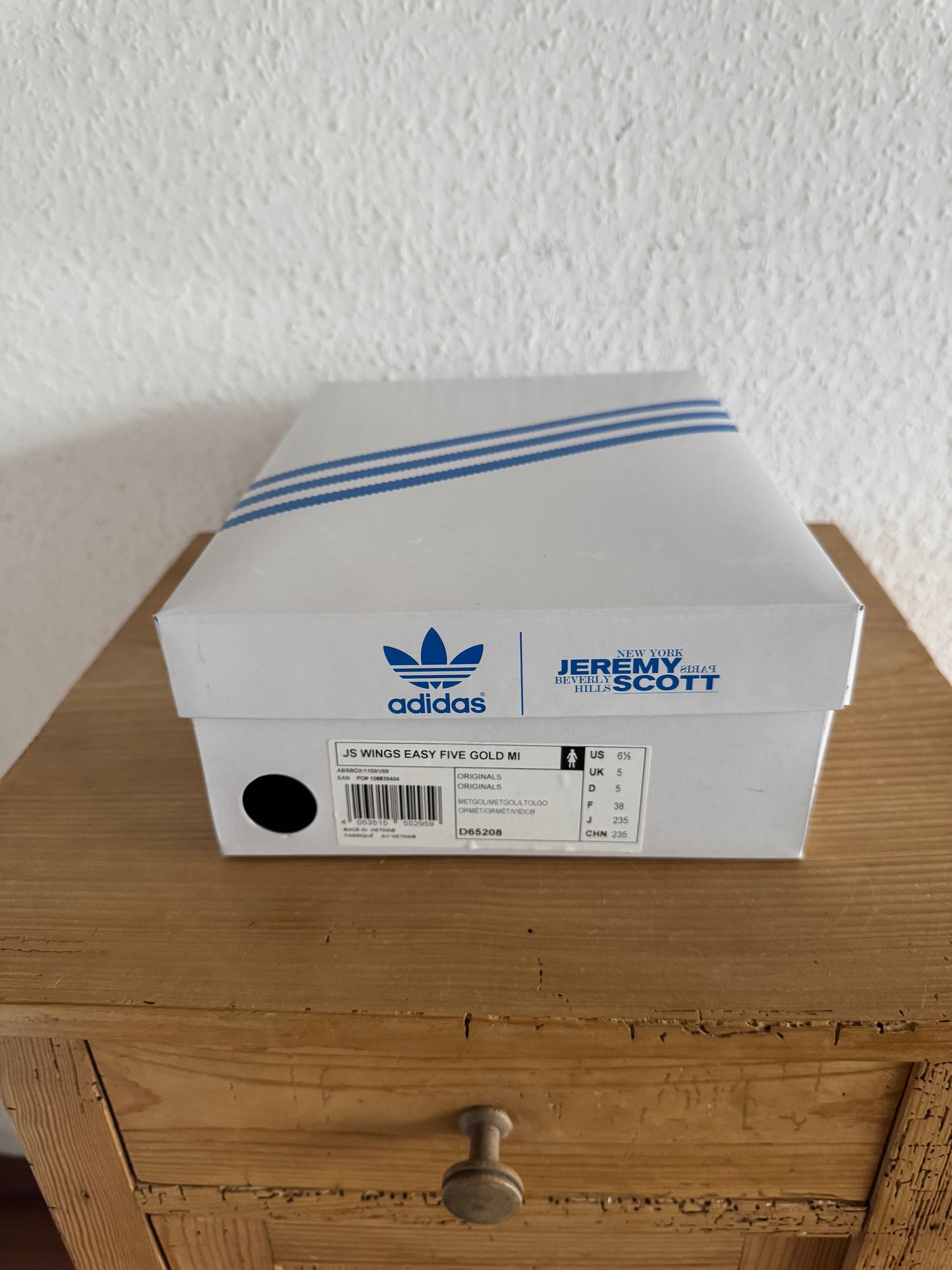Adidas x Jeremy Scott JS Wings Easy Five Gold Ballet Flats