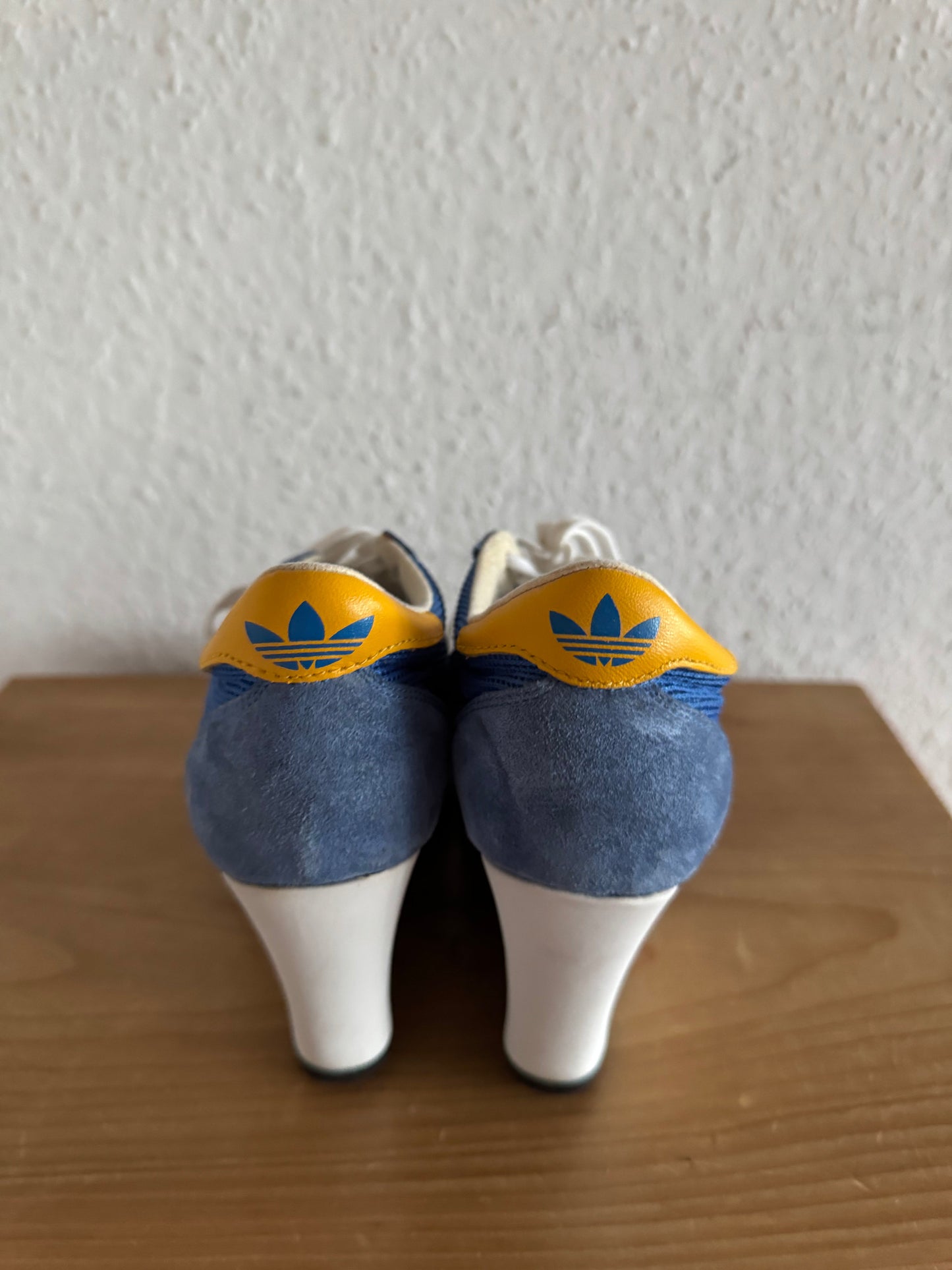 Adidas × Jeremy Scott JS Arrow Wedge True Blue