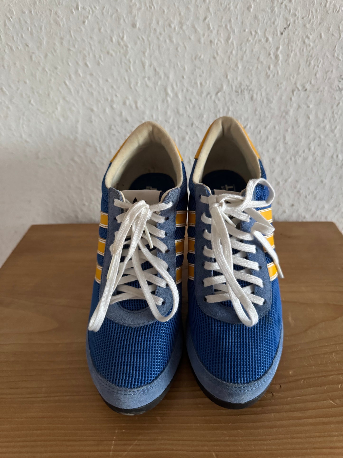 Adidas × Jeremy Scott JS Arrow Wedge True Blue