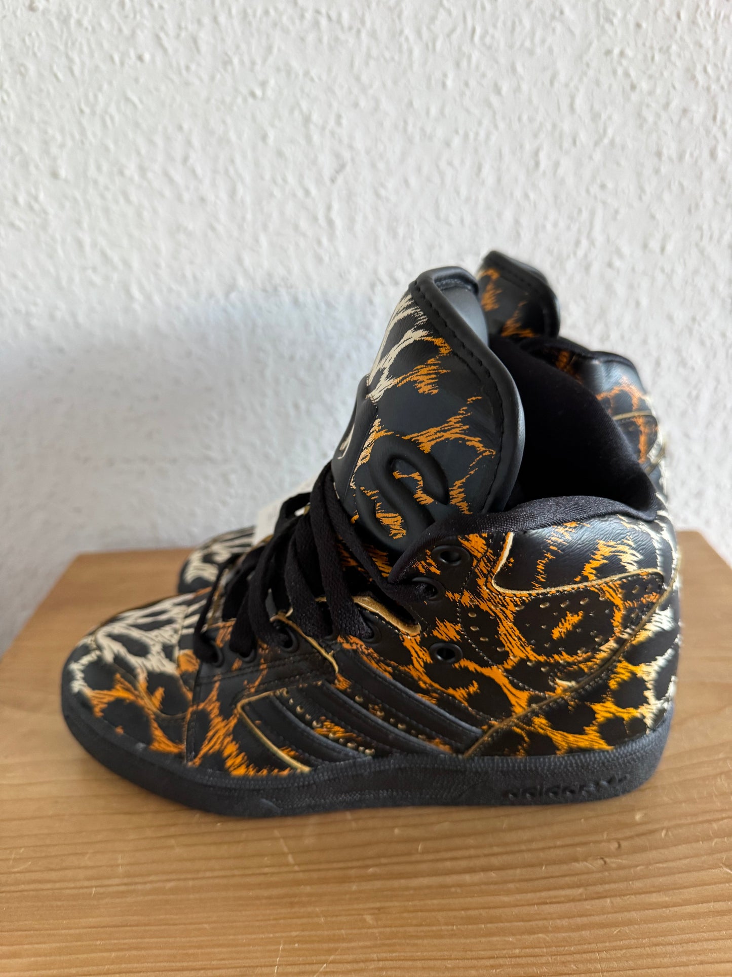 Adidas x Jeremy Scott JS Instinct Hi Leopard
