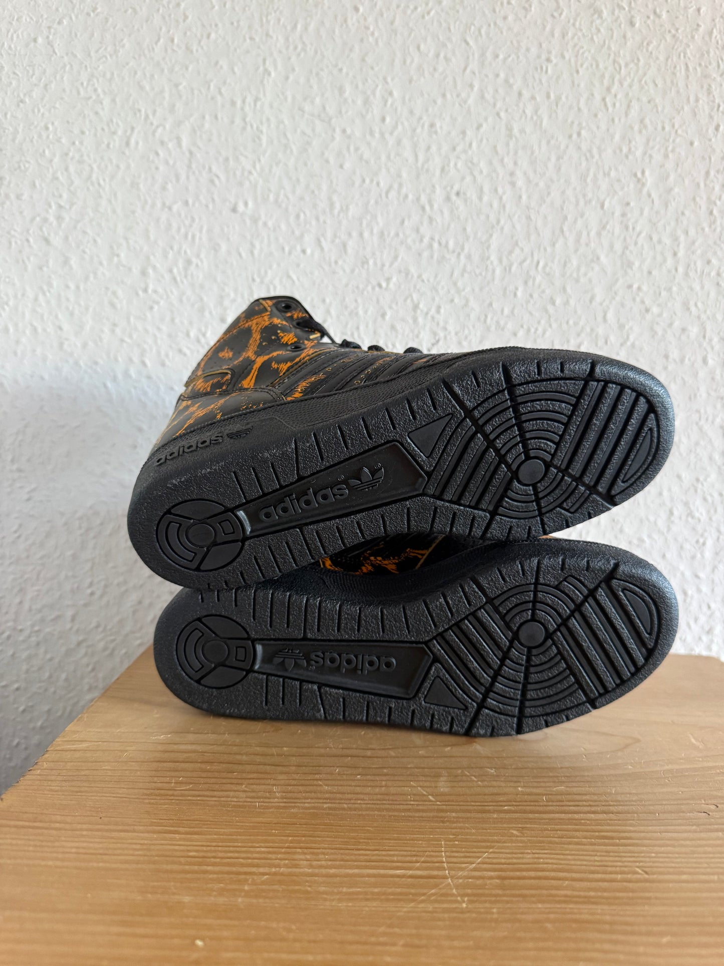 Adidas x Jeremy Scott JS Instinct Hi Leopard