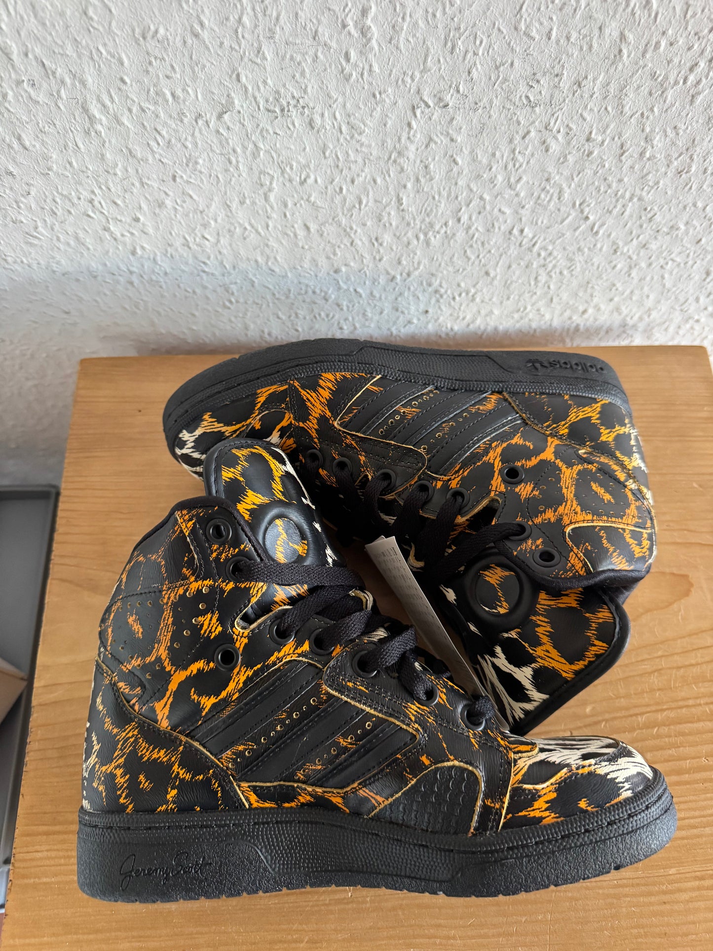 Adidas x Jeremy Scott JS Instinct Hi Leopard