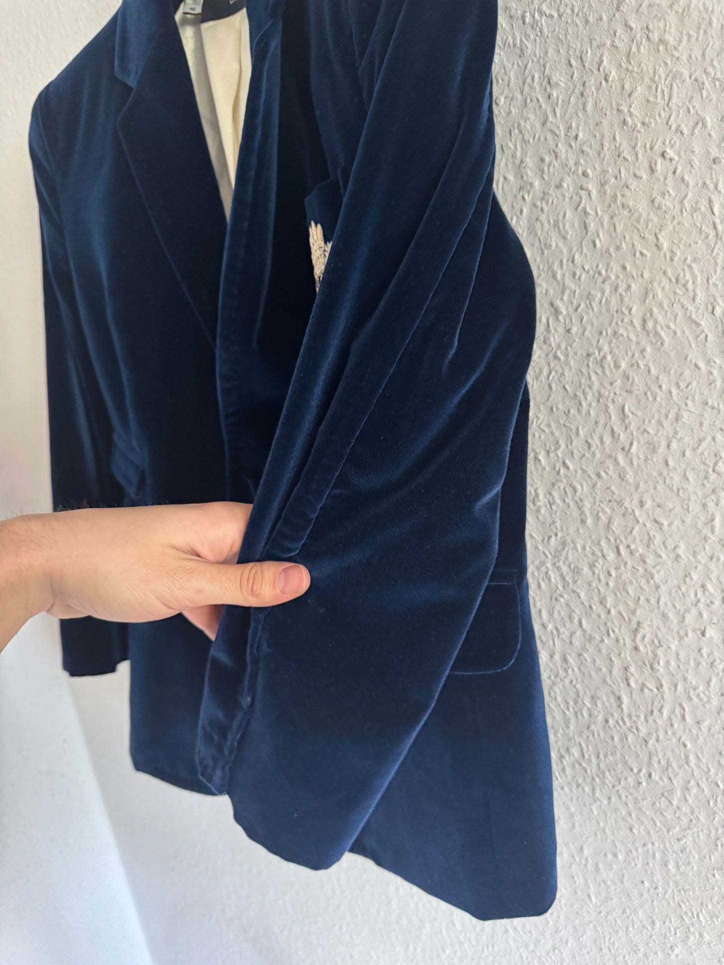 Dsquared2 FW06 Crest Patch Velvet Blazer
