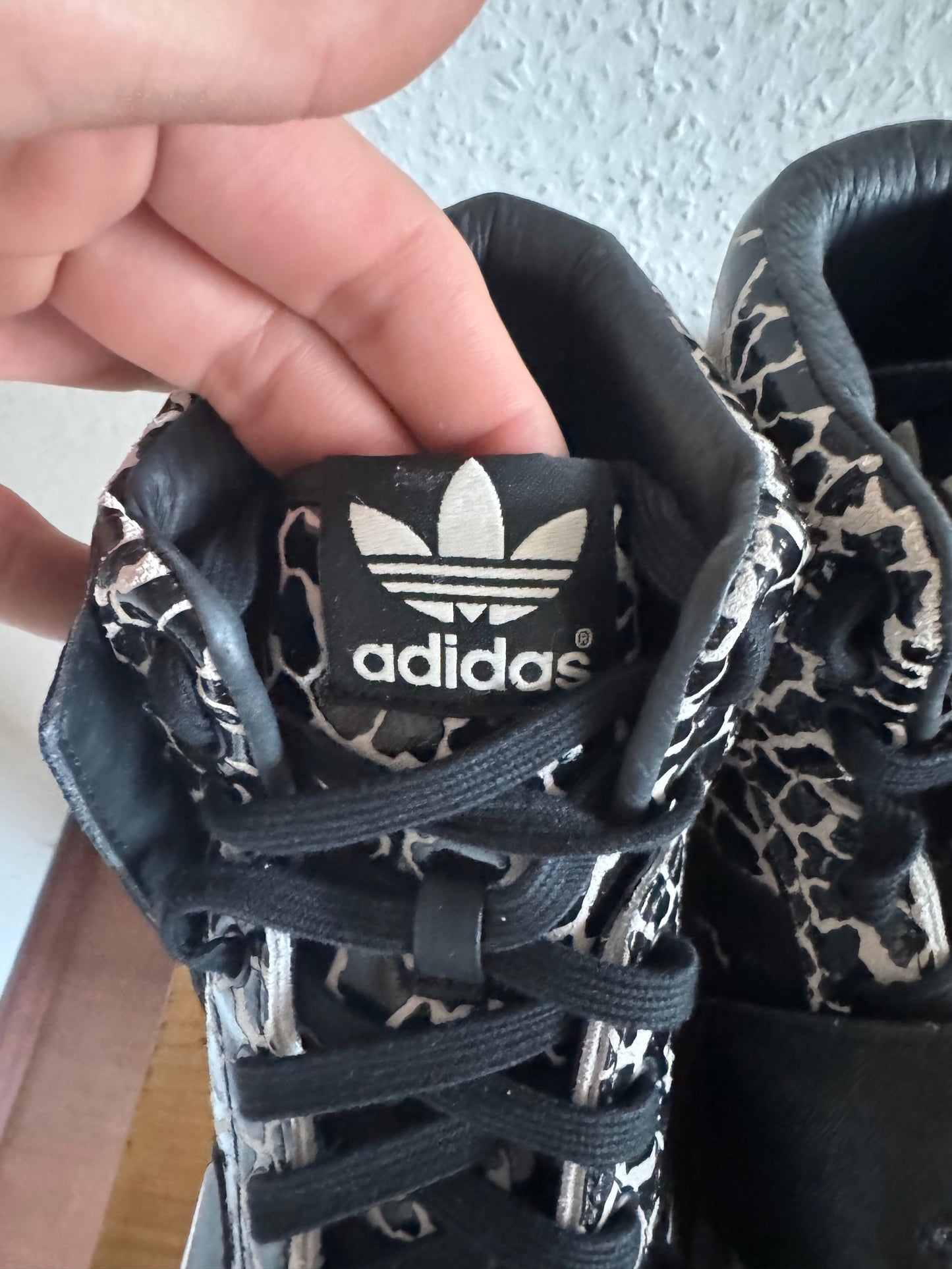 Adidas × Jeremy Scott JS Letters Giraffe