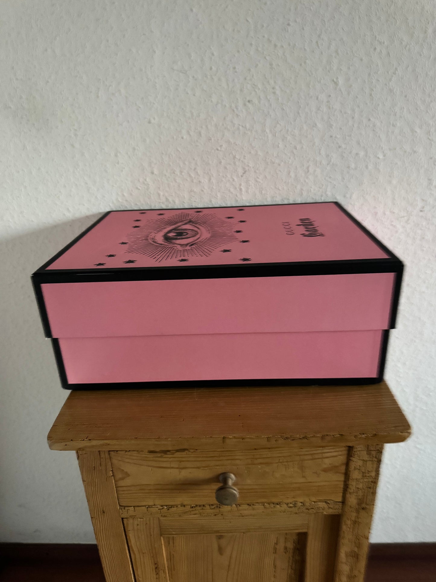 Gucci Garden Flashtrek Sneakers