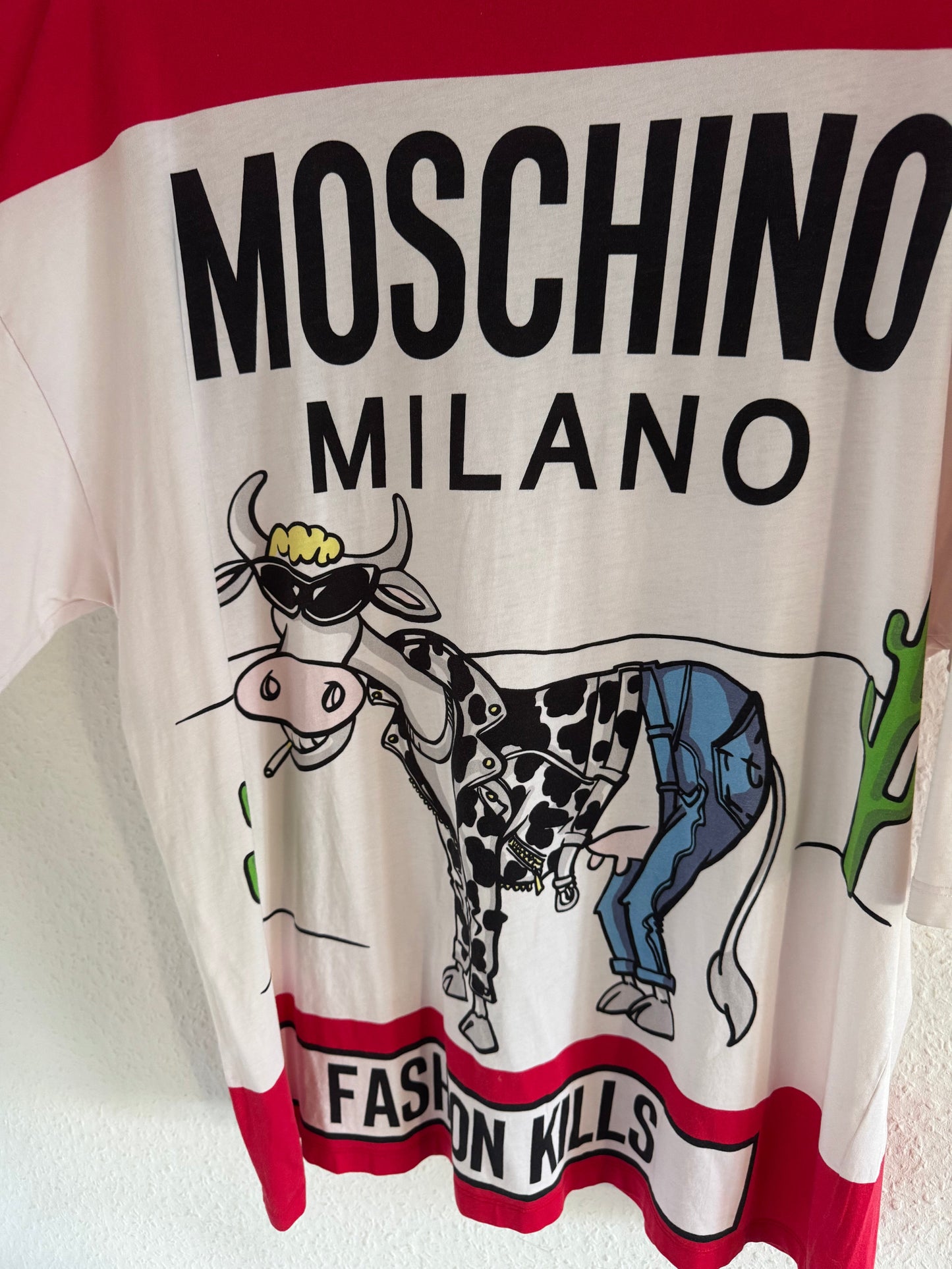Moschino Oversized Fashion Kills Cow Graphic T-Shirt