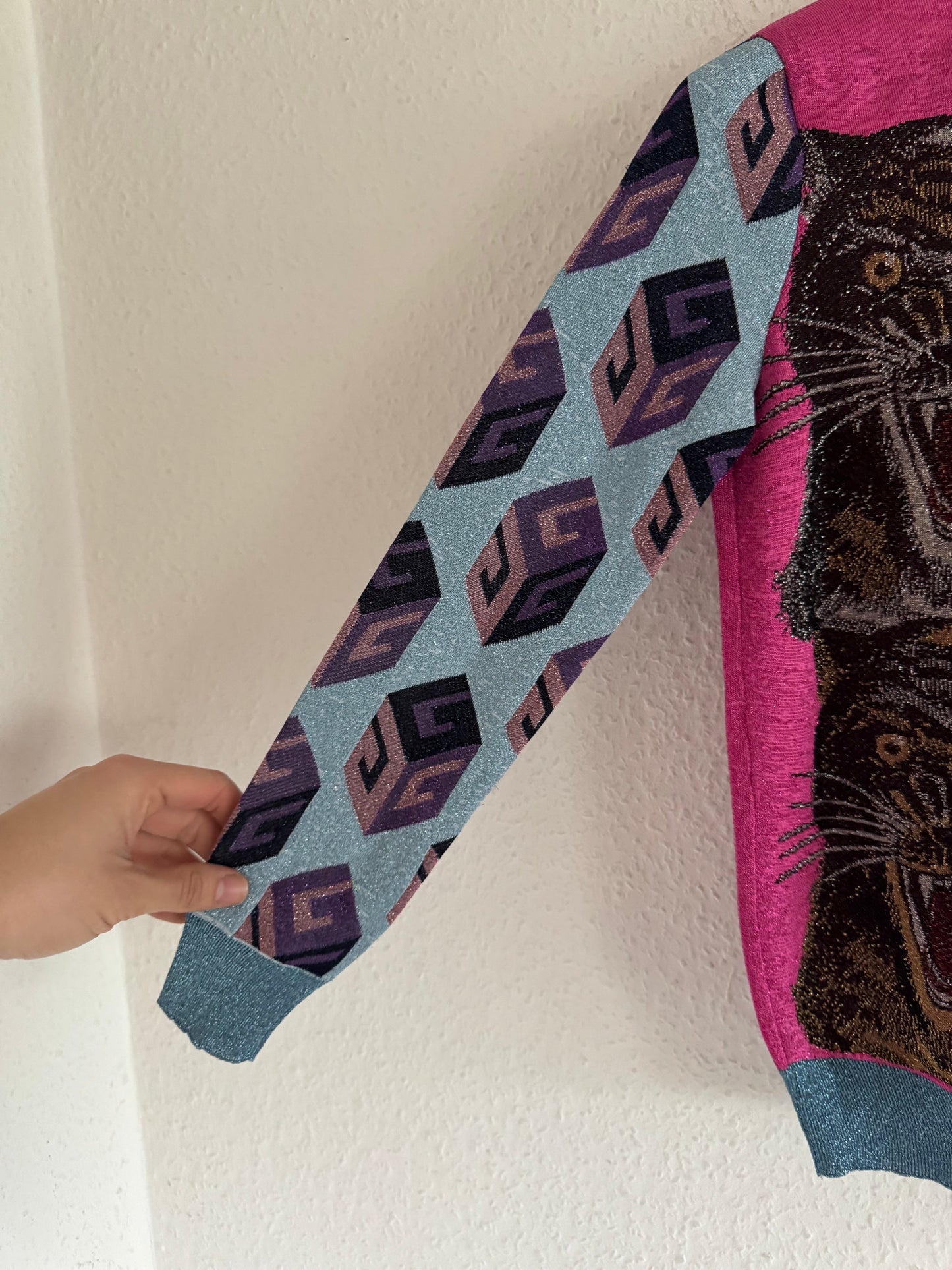 Glitter Tiger Jacquard Knit Sweater Pink Blue