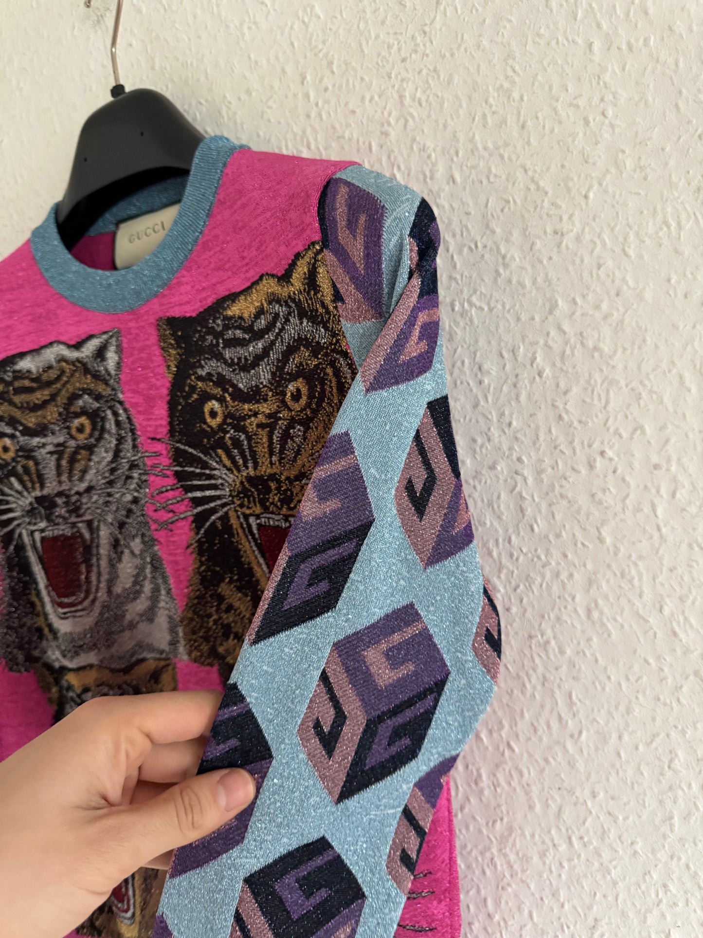 Glitter Tiger Jacquard Knit Sweater Pink Blue